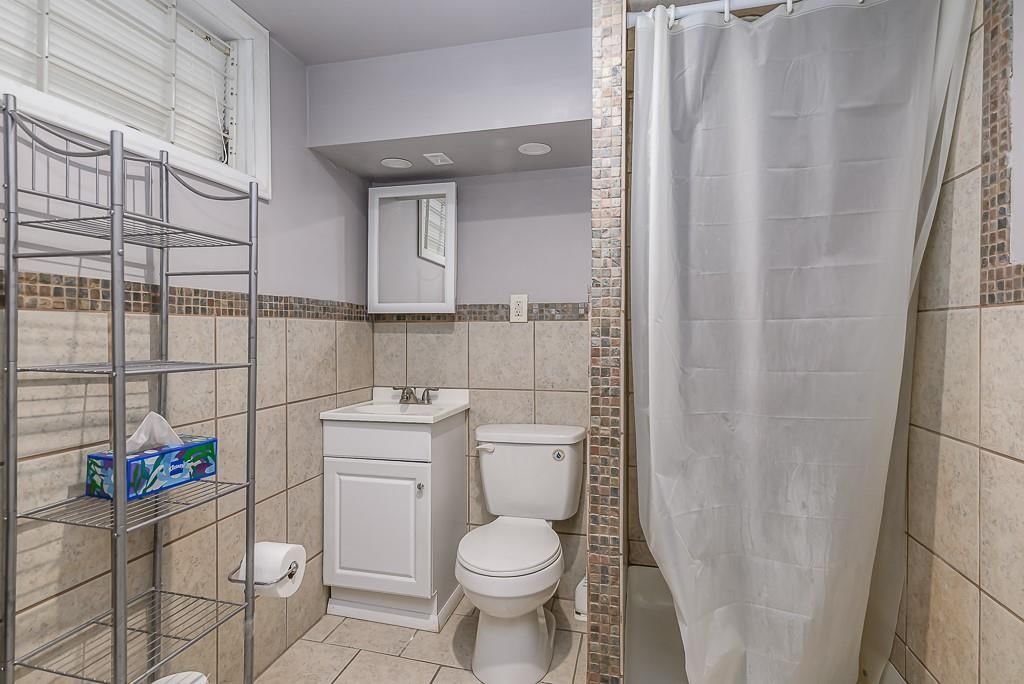 8415 Tauromee Avenue — photo 14