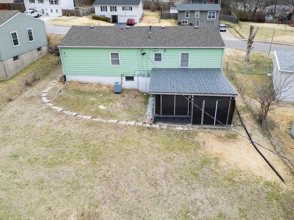 8415 Tauromee Avenue — photo 21