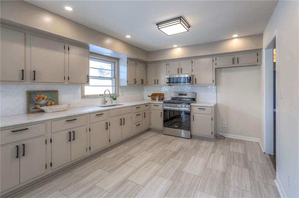 6905 Sycamore Avenue — photo 14