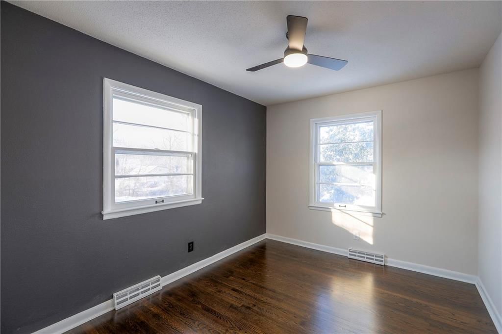 6905 Sycamore Avenue — photo 23