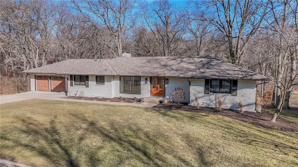 9919 High Drive, Leawood, KS