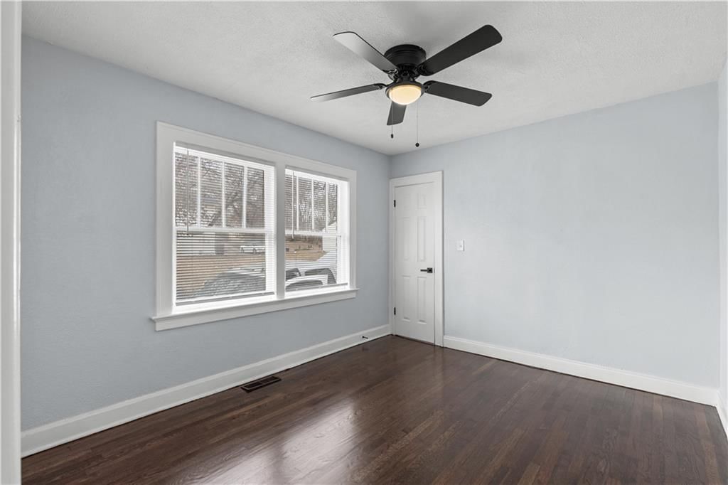 3210 E 73rd Street — photo 12