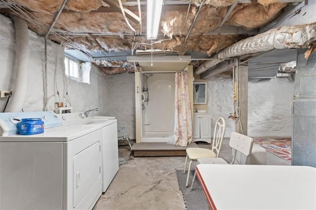5 E Brown Street — photo 24