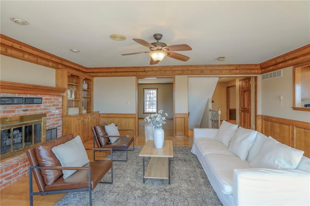 1023 SE Timbercreek Lane — photo 17