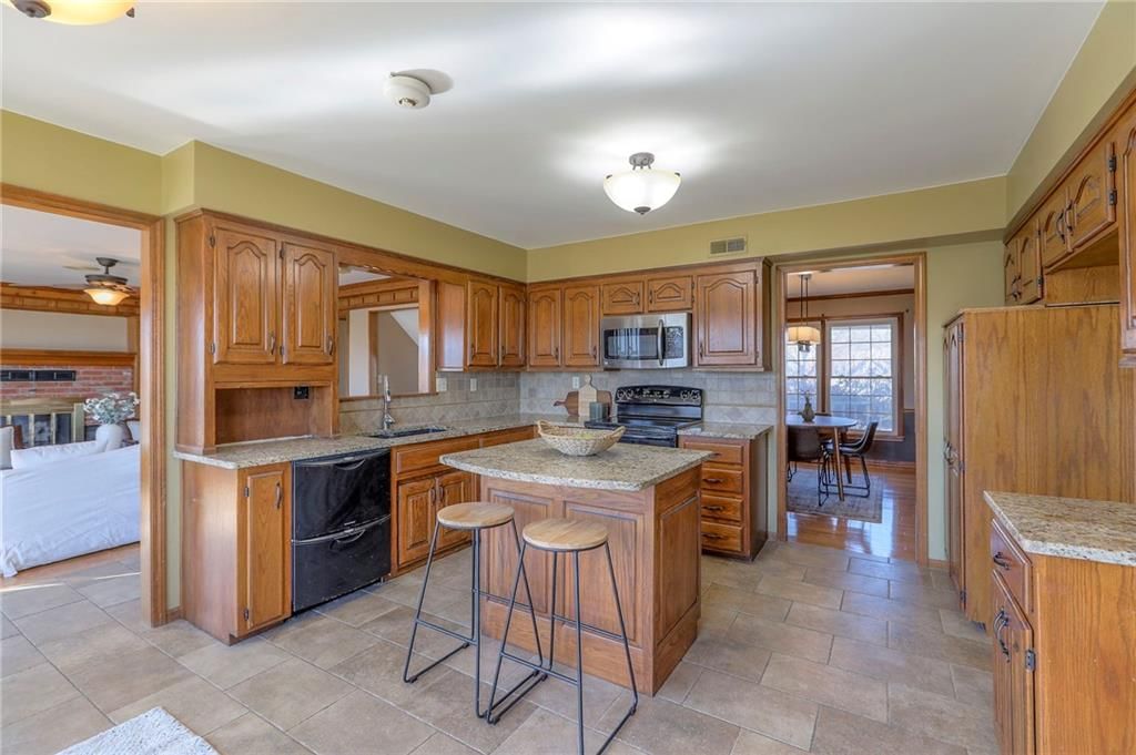 1023 SE Timbercreek Lane — photo 20