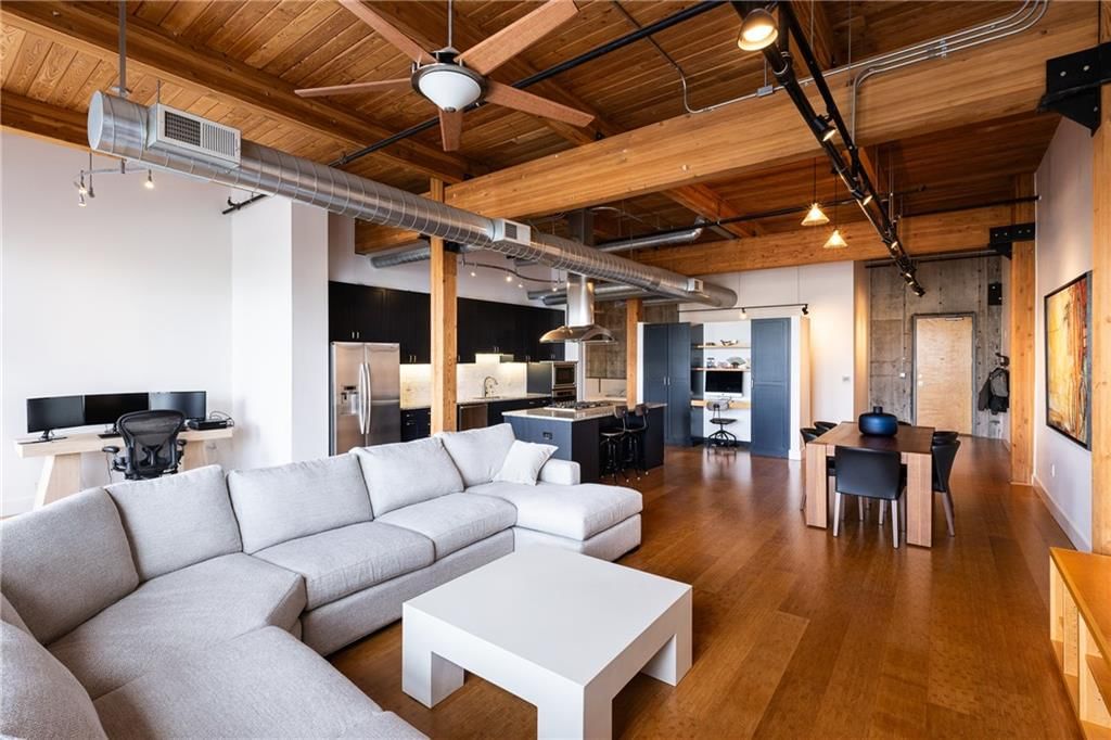 210 W 5TH Street — photo 14
