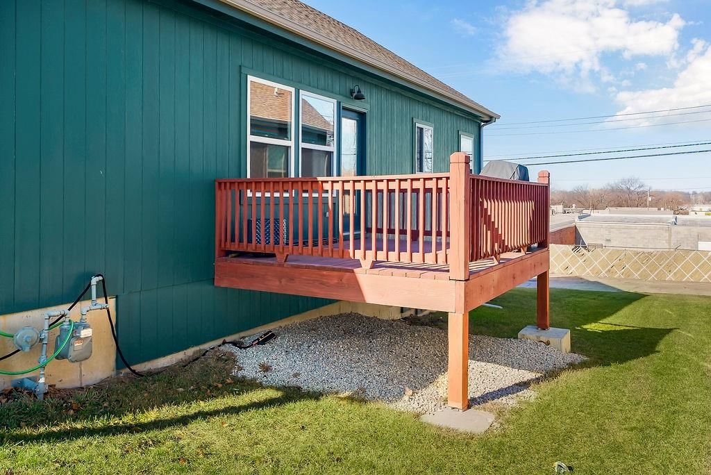 1306 Armstrong Avenue — photo 16