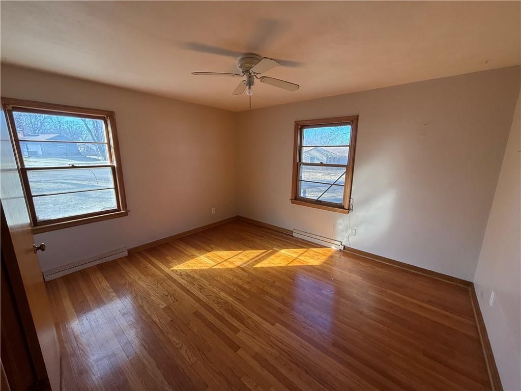 4417 NORWOOD Avenue — photo 2