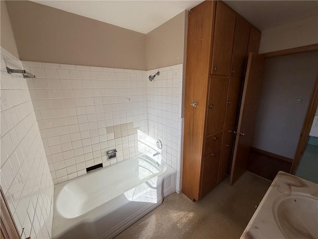 4417 NORWOOD Avenue — photo 5