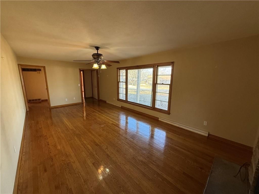 4417 NORWOOD Avenue — photo 11