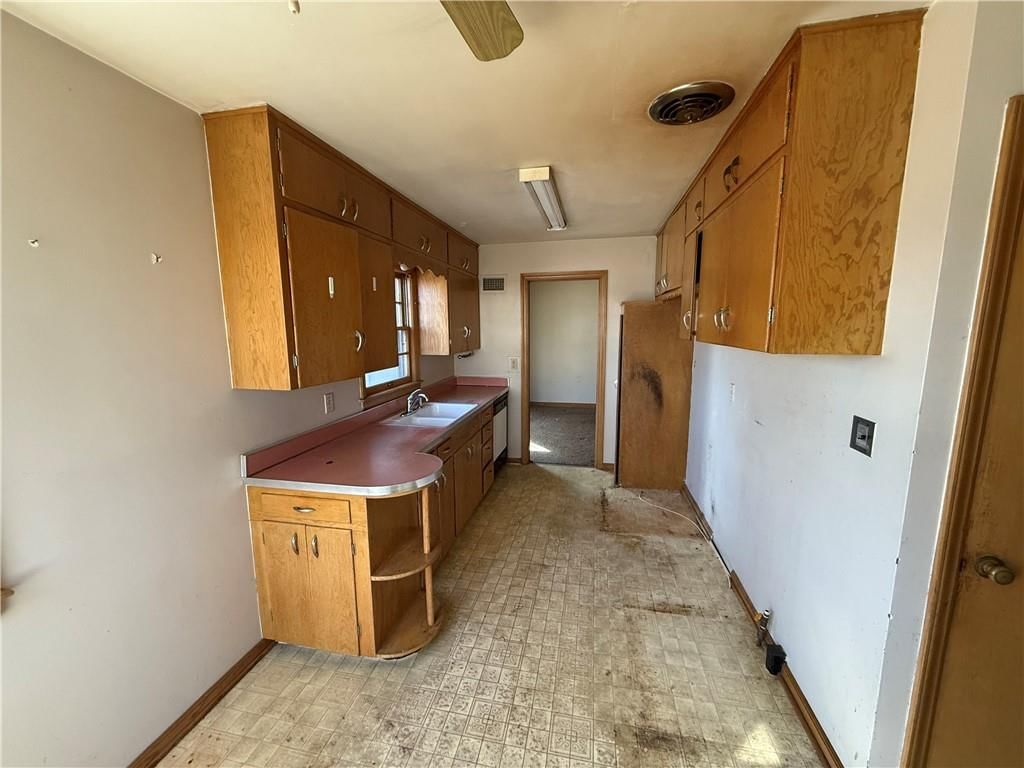 4417 NORWOOD Avenue — photo 12