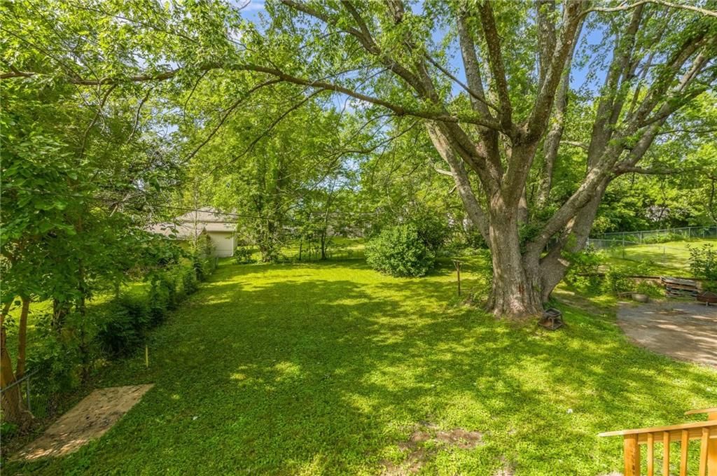 936 St Paul Avenue — photo 7