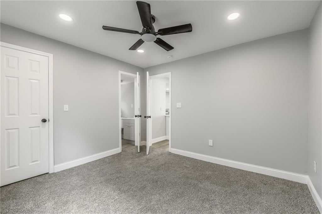 936 St Paul Avenue — photo 14