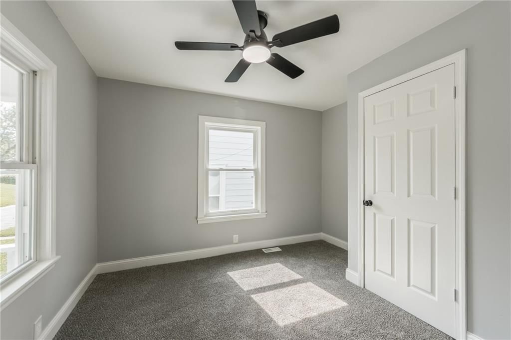 936 St Paul Avenue — photo 17