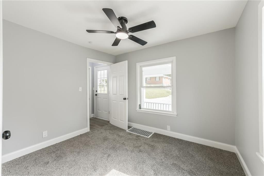 936 St Paul Avenue — photo 18