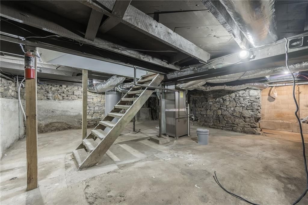 936 St Paul Avenue — photo 26