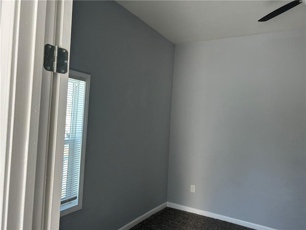 2023 Montgall Avenue — photo 4