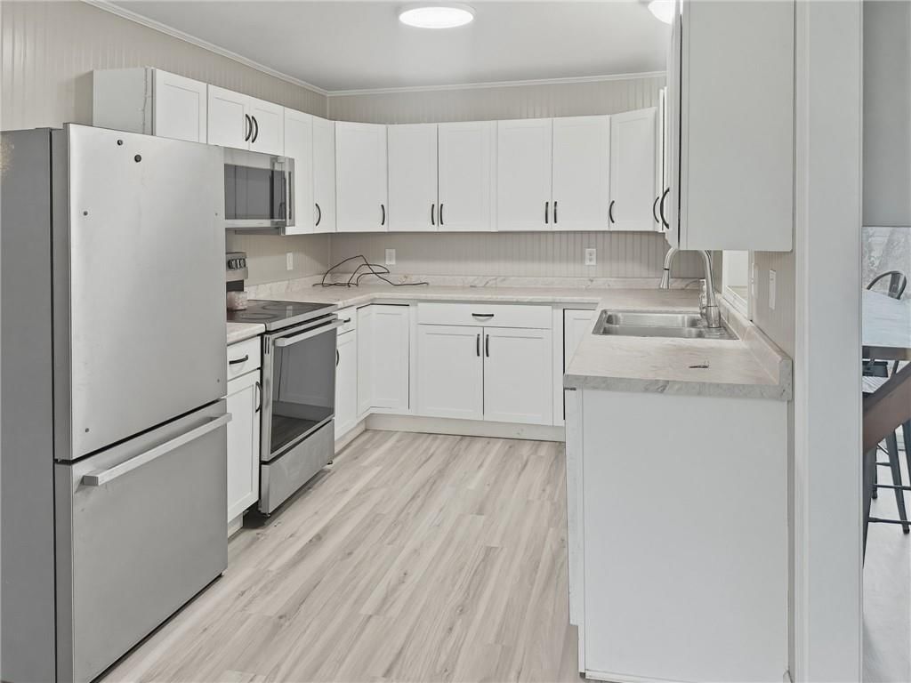 1205 Alexander Street — photo 8