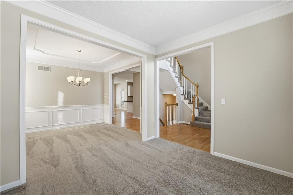 12131 Goodman Street — photo 10