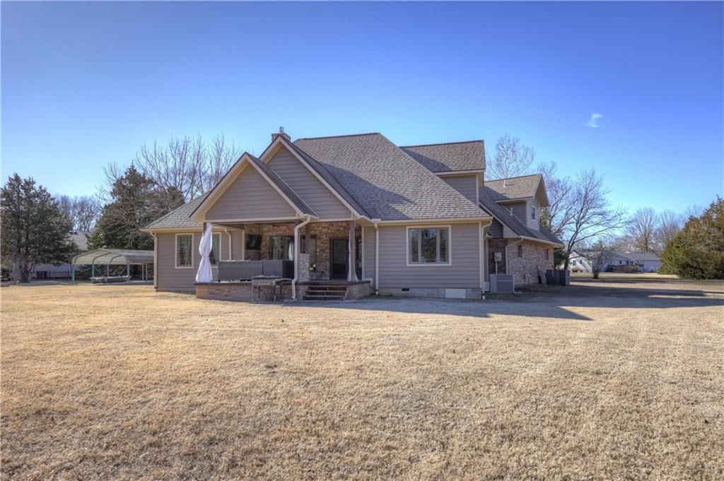 116 Westfield Road — photo 48