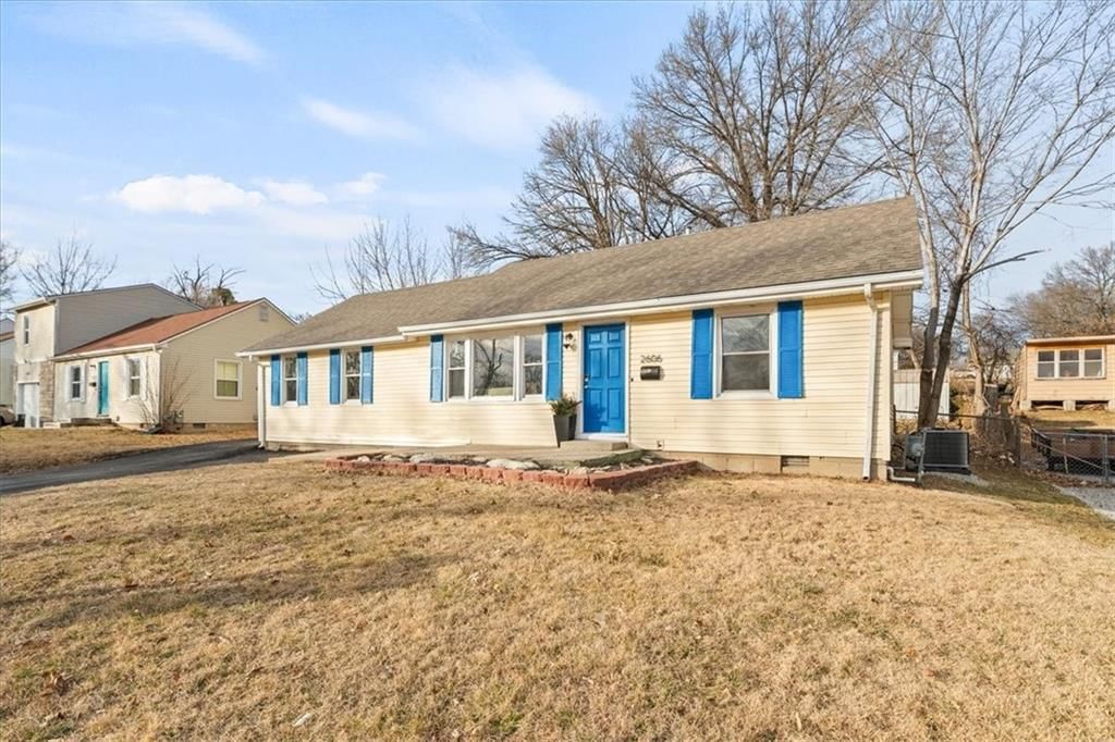 2606 Woodend Avenue — photo 2