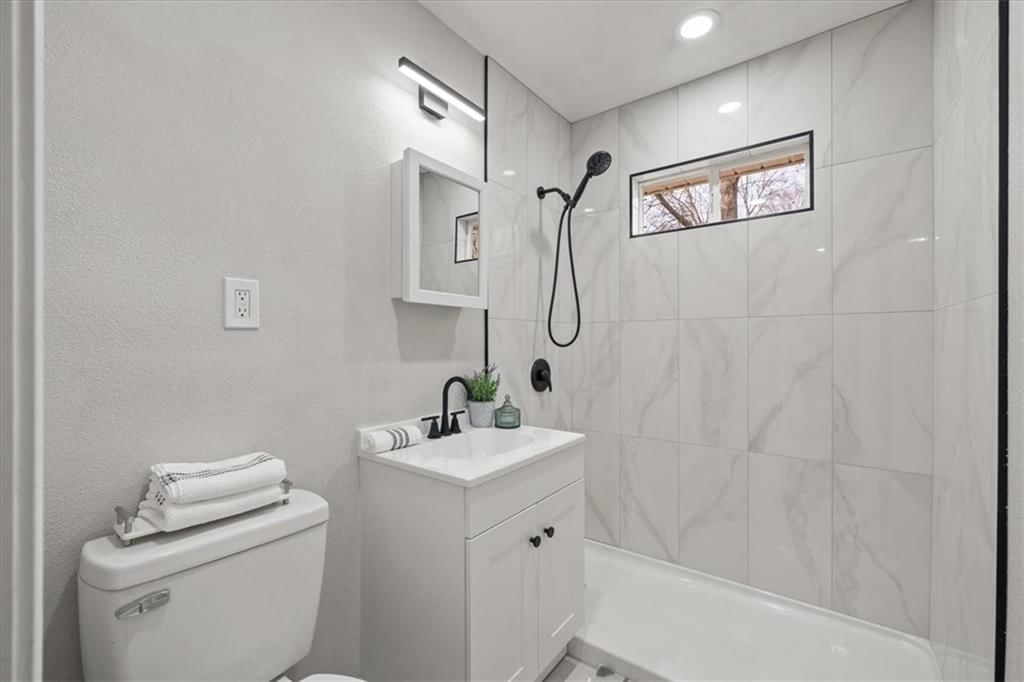 2606 Woodend Avenue — photo 22