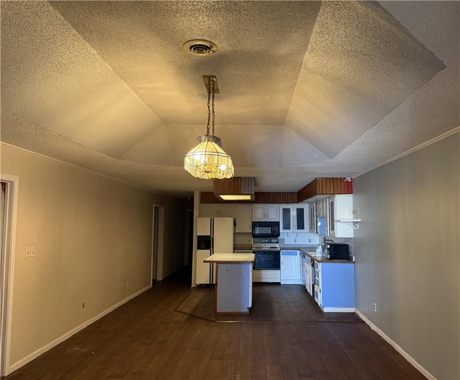 412 N Broadway Street — photo 9