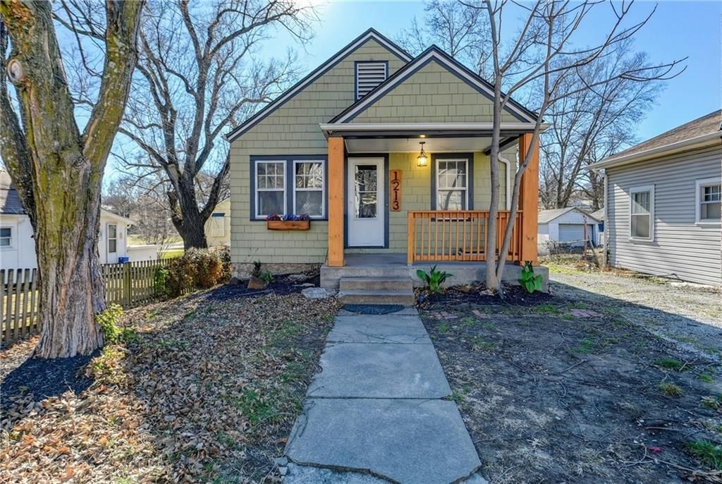 1213 Spruce Street — photo 2