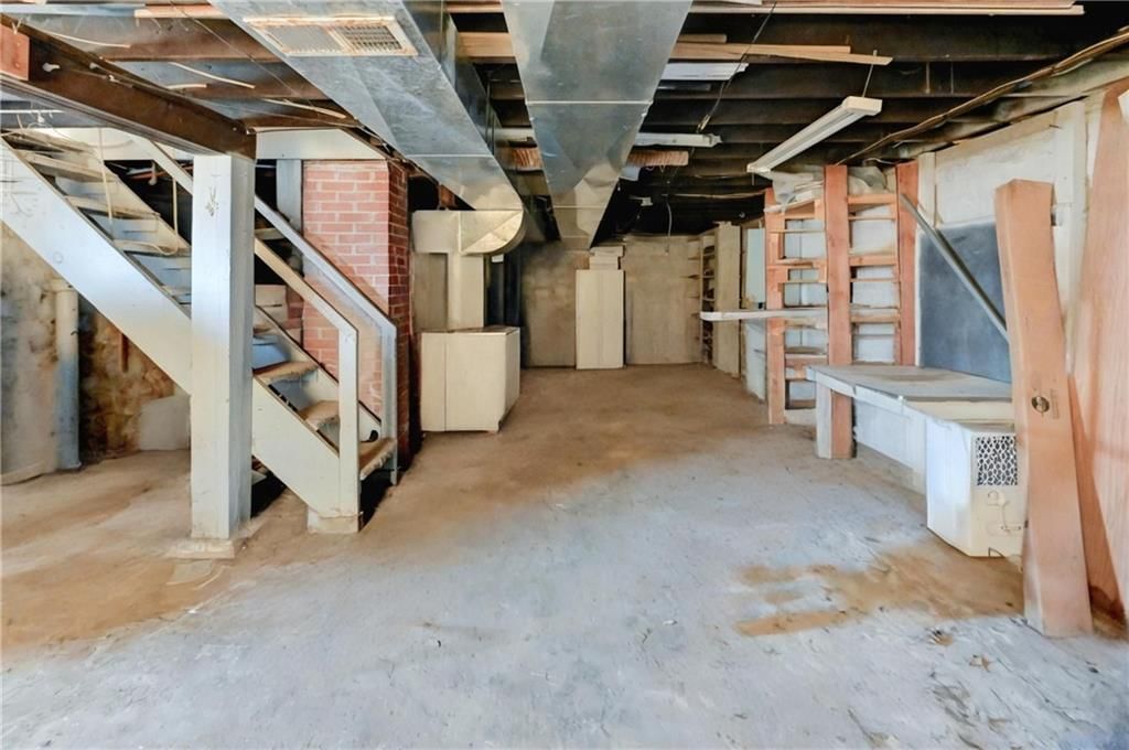 1213 Spruce Street — photo 36