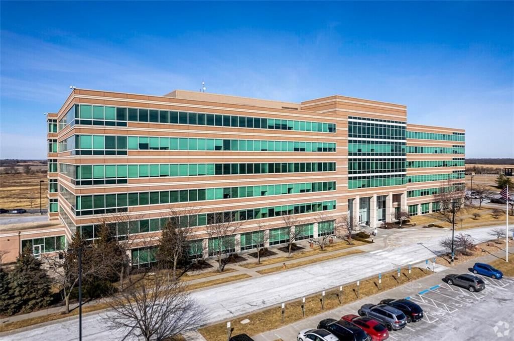 12200 N Ambassador Drive — photo 2