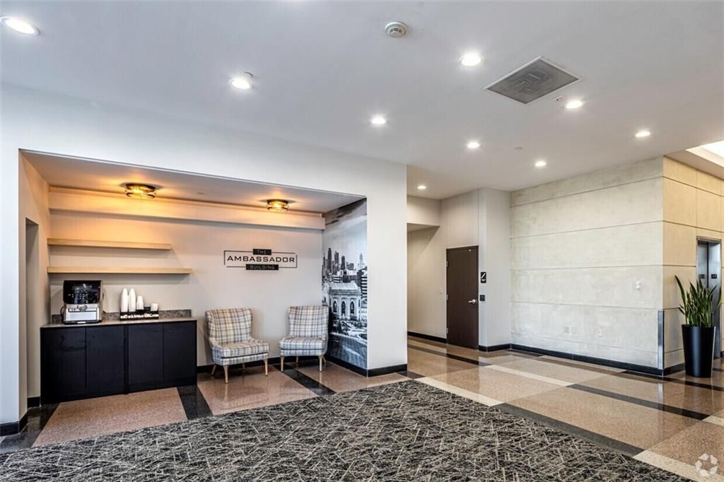 12200 N Ambassador Drive — photo 10