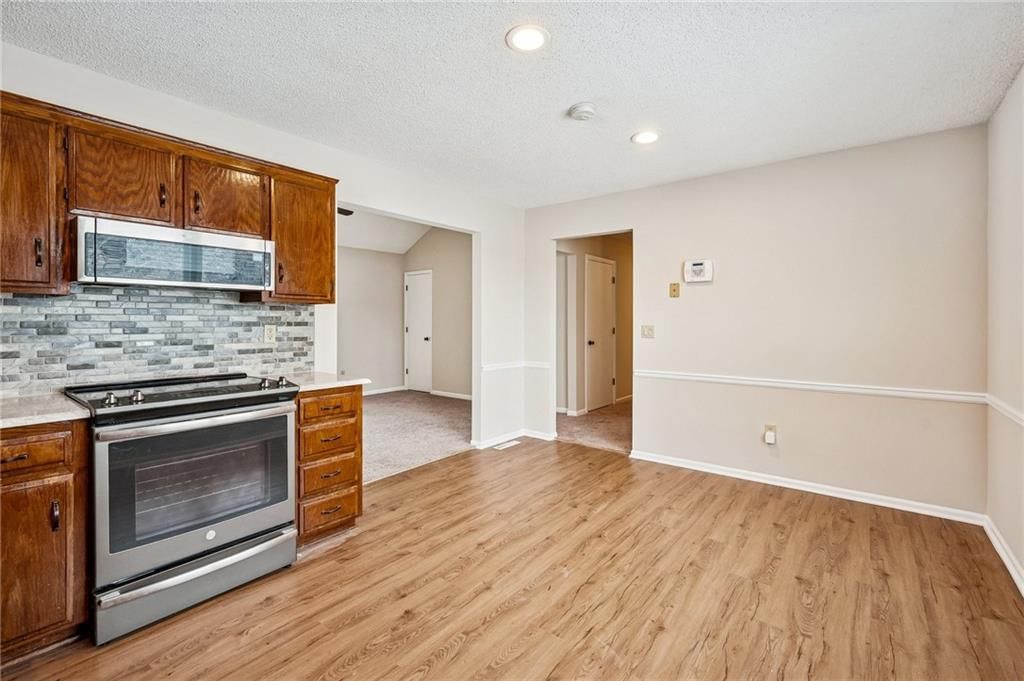 8021 N Everton Avenue — photo 6