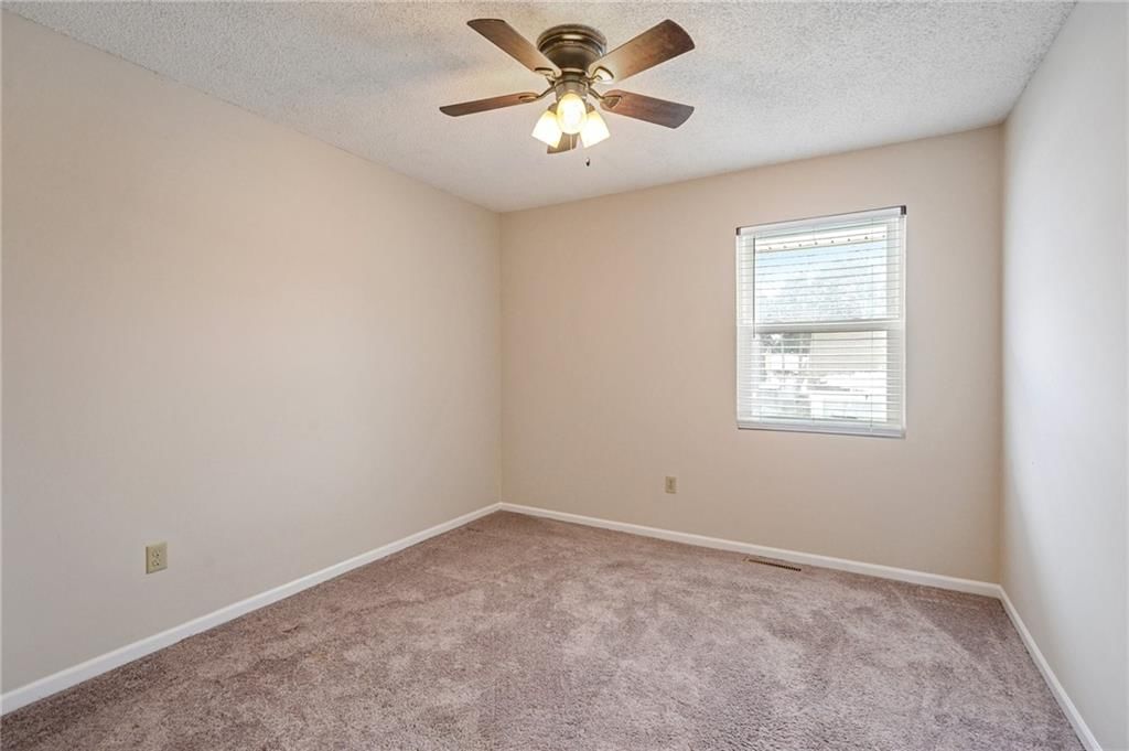 8021 N Everton Avenue — photo 21