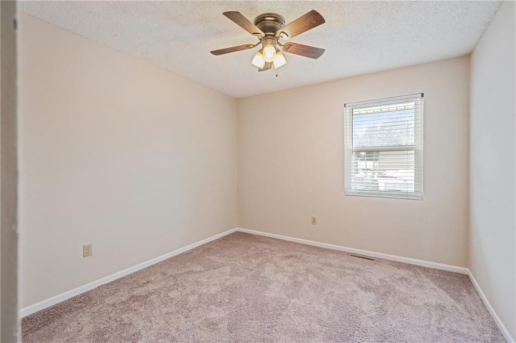 8021 N Everton Avenue — photo 23