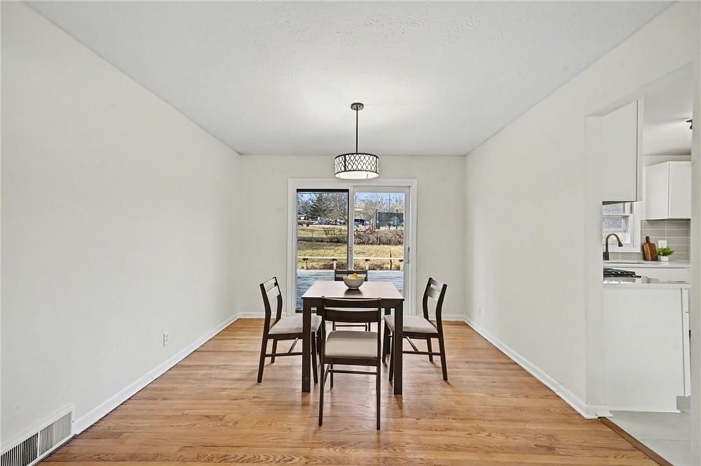 5936 Laurel Avenue — photo 6