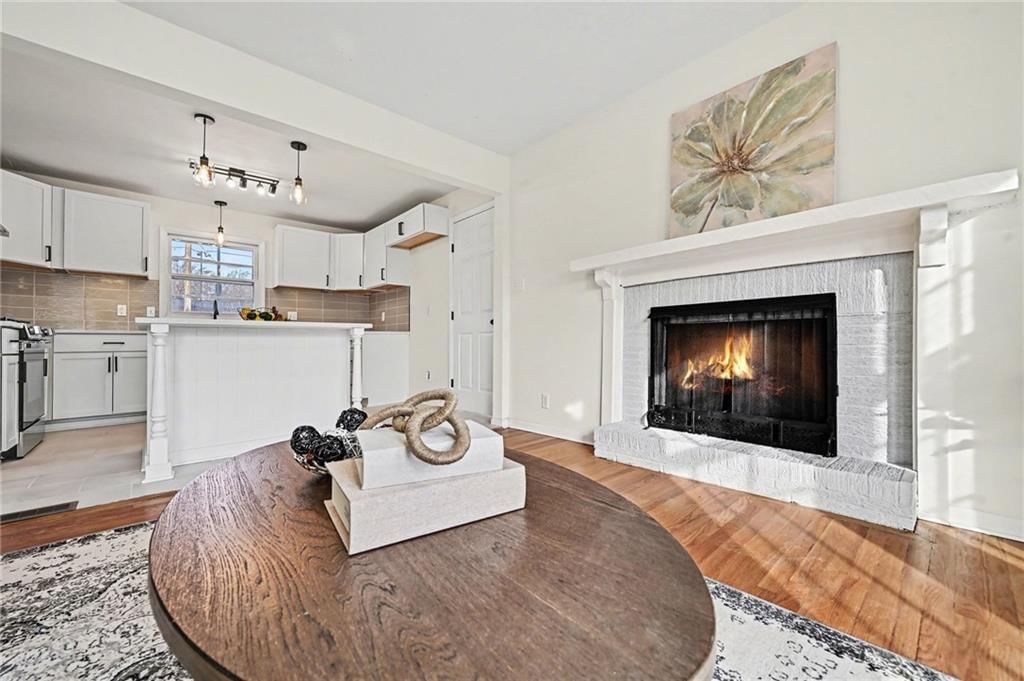 5936 Laurel Avenue — photo 7