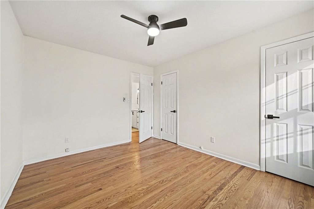 5936 Laurel Avenue — photo 18