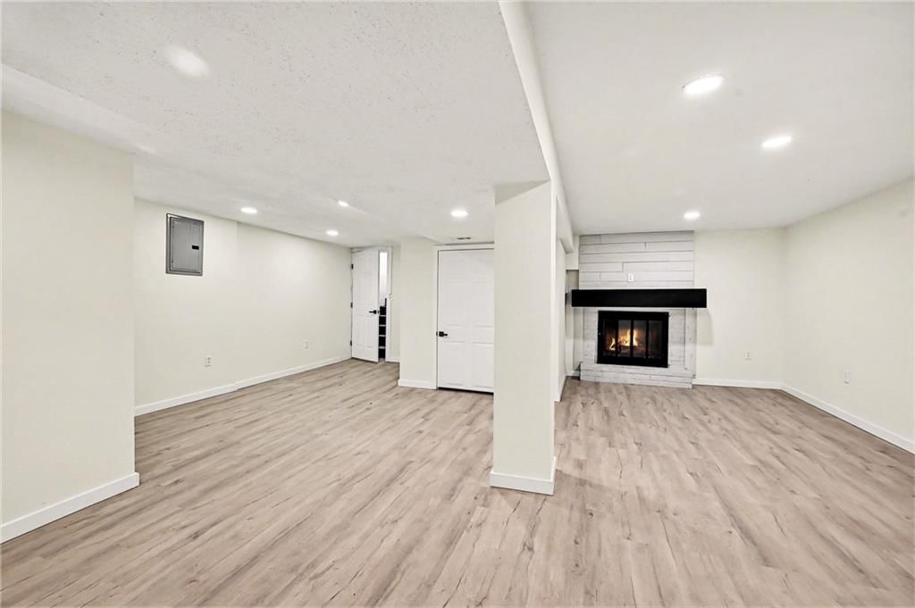 5936 Laurel Avenue — photo 19