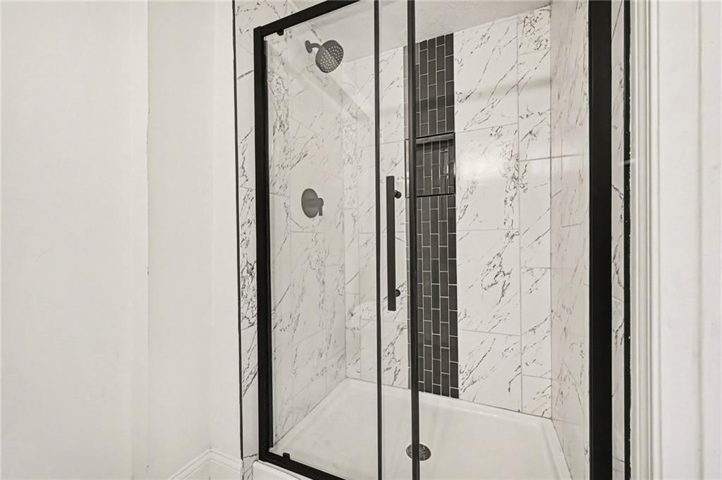 5936 Laurel Avenue — photo 22