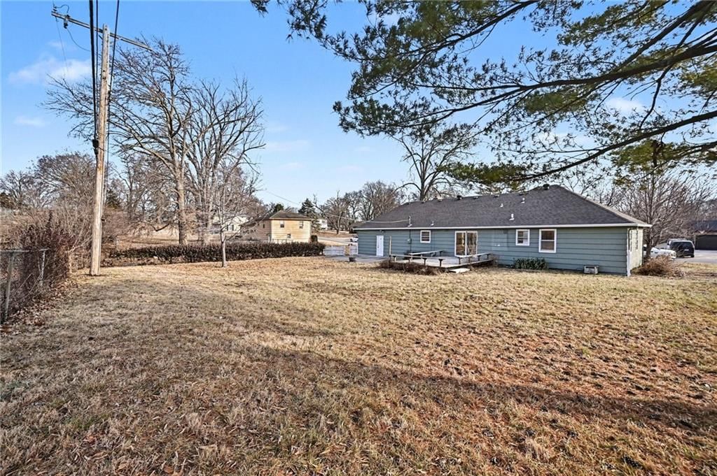 5936 Laurel Avenue — photo 25