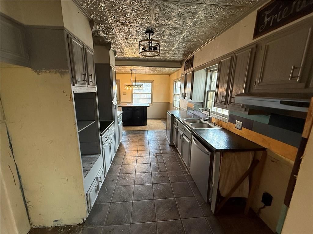 11524 Hackett Street — photo 9