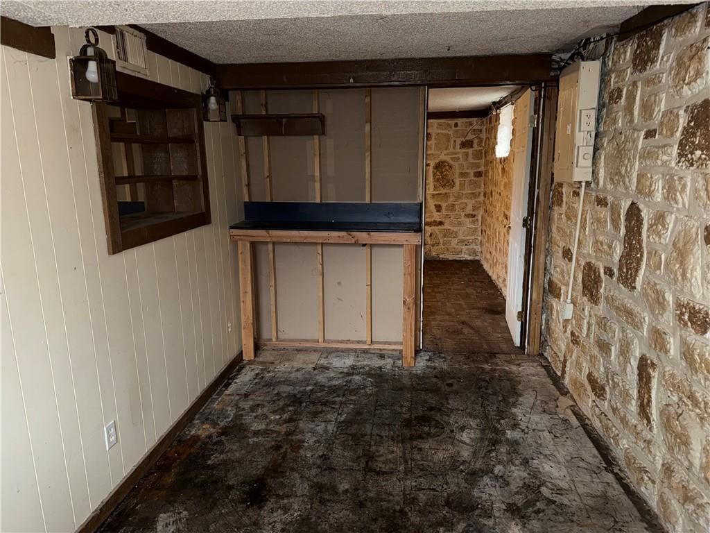 11524 Hackett Street — photo 18
