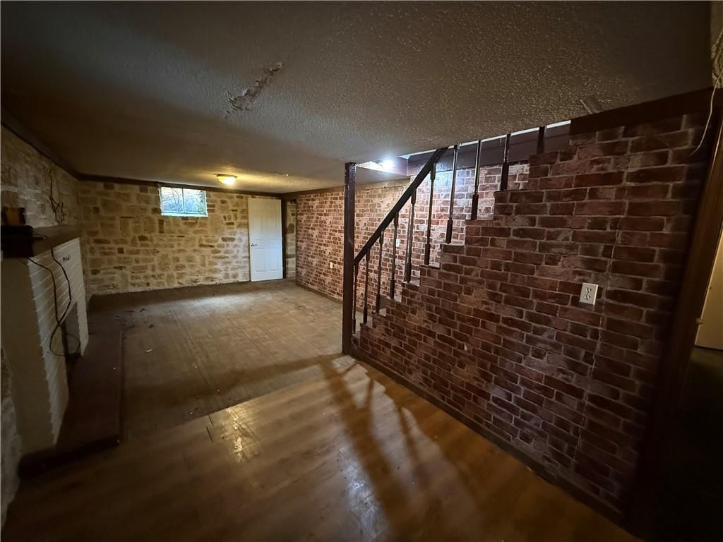 11524 Hackett Street — photo 32