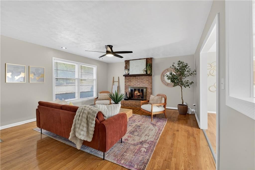 505 E 90th Terrace — photo 5