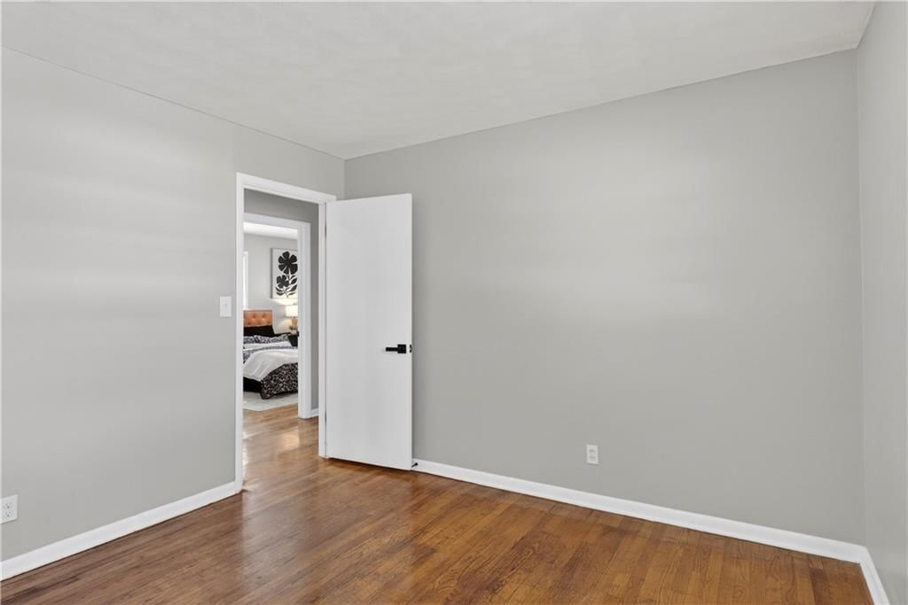 505 E 90th Terrace — photo 20
