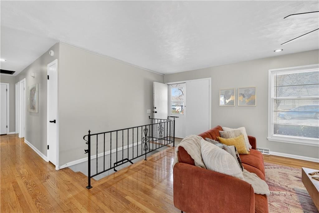 505 E 90th Terrace — photo 24
