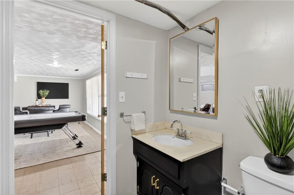 505 E 90th Terrace — photo 31