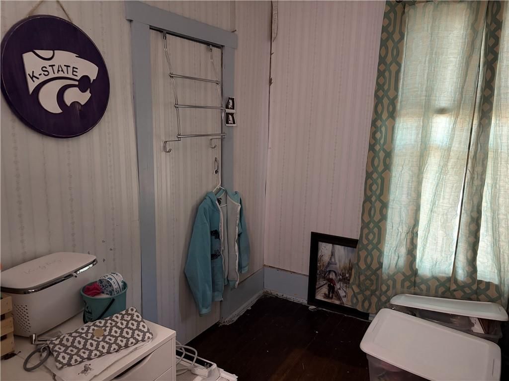 118 7th Street — photo 16