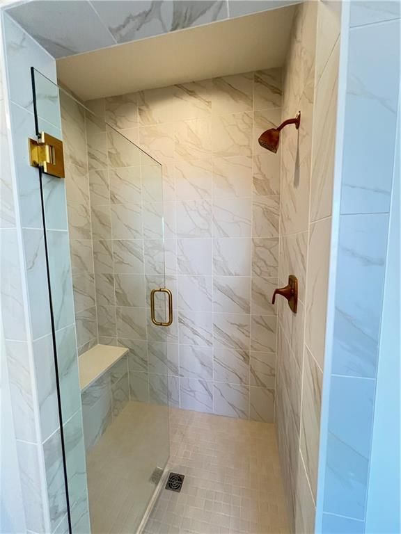 17829 Rainbow Boulevard — photo 20