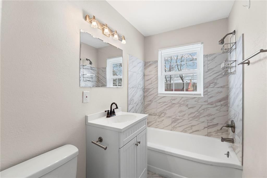 7608 W 63rd Terrace — photo 17